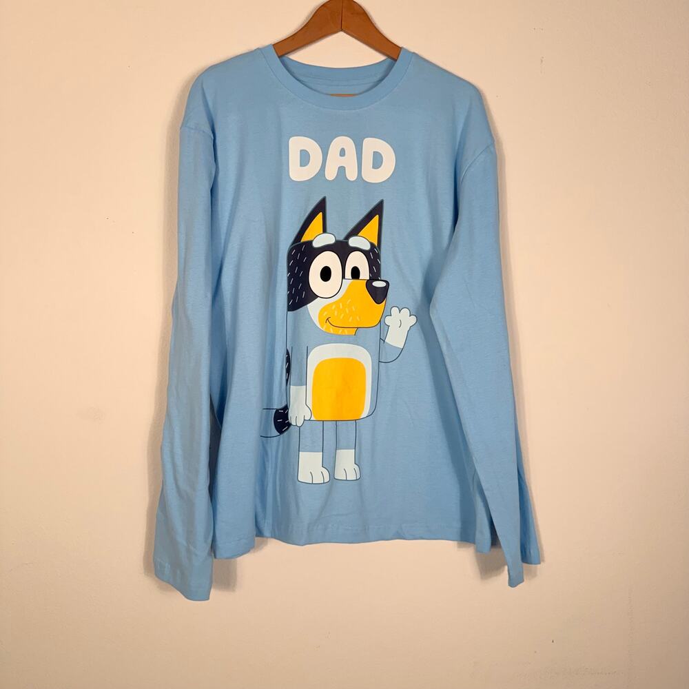 Bluey Bandit “Dad” Long Sleeve Graphic T-Shirt Blue Men’s M